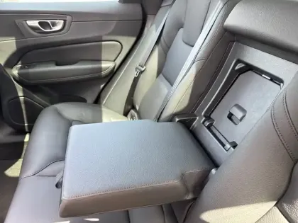 Photo 25 Volvo Xc60  T6 AWD Hybride rechargeable 253 ch+145 ch Geartronic 8