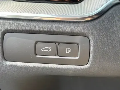 Photo 15 Volvo Xc60  T6 AWD Hybride rechargeable 253 ch+145 ch Geartronic 8