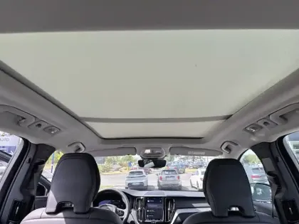 Photo 20 Volvo Xc60  T6 AWD Hybride rechargeable 253 ch+145 ch Geartronic 8