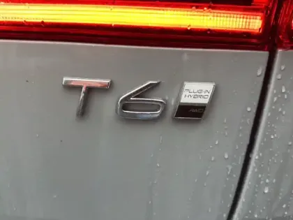 Photo 12 Volvo Xc60  T6 AWD Hybride rechargeable 253 ch+145 ch Geartronic 8