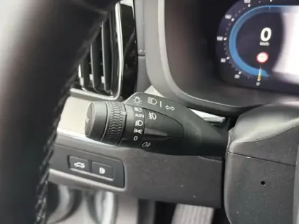 Photo 18 Volvo Xc60  T6 AWD Hybride rechargeable 253 ch+145 ch Geartronic 8