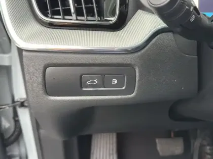 Photo 17 Volvo Xc60  T6 AWD Hybride rechargeable 253 ch+145 ch Geartronic 8