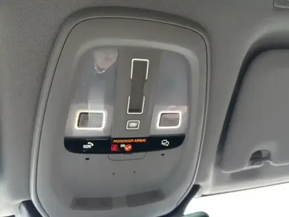 Photo 35 Volvo Xc60  T6 AWD Hybride rechargeable 253 ch+145 ch Geartronic 8