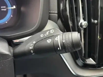 Photo 19 Volvo Xc60  T6 AWD Hybride rechargeable 253 ch+145 ch Geartronic 8