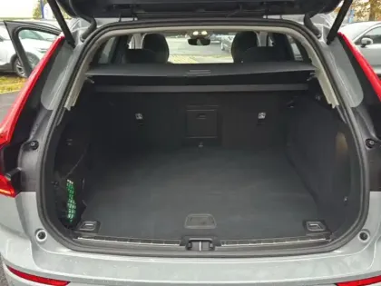 Photo 6 Volvo Xc60  T6 AWD Hybride rechargeable 253 ch+145 ch Geartronic 8