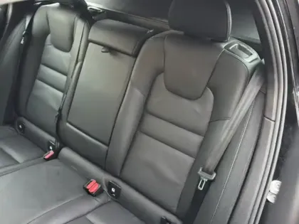 Photo 5 Volvo V60  B4 197 ch DCT7