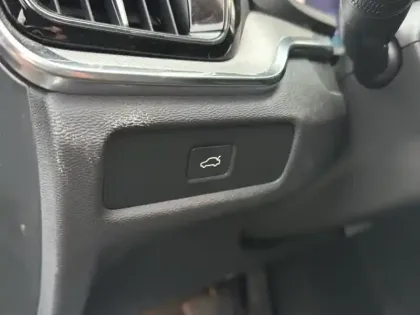 Photo 16 Volvo V60  B4 197 ch DCT7