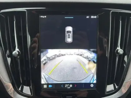 Photo 24 Volvo V60  B4 197 ch DCT7