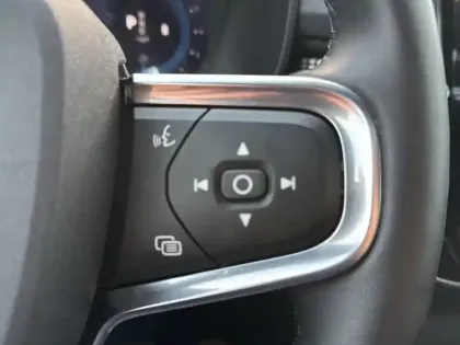 Photo 22 Volvo Xc40  B3 163 ch DCT7