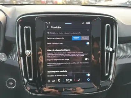 Photo 36 Volvo Xc40  B3 163 ch DCT7