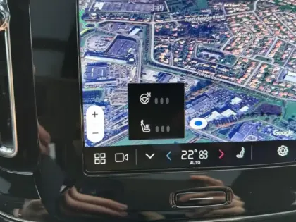 Photo 27 Volvo Xc40  B3 163 ch DCT7