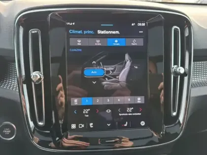 Photo 29 Volvo Xc40  B3 163 ch DCT7