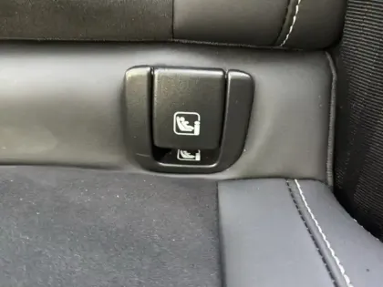 Photo 15 Volvo Xc40  B3 163 ch DCT7