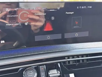 Photo 42 Peugeot 3008  Hybrid 145 e-DCS6