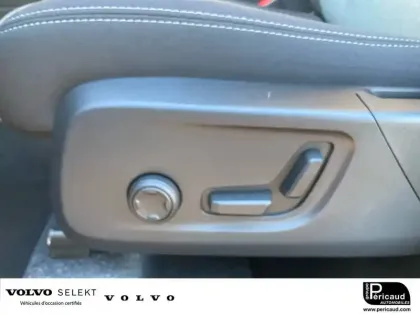 Photo 14 Volvo Xc40  B3 163 ch DCT7