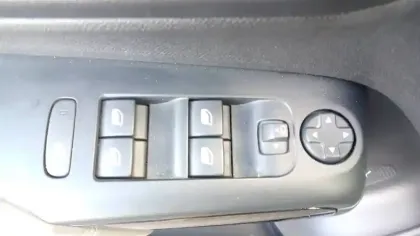 Photo 14 Citroën C5 aircross  Hybride Rechargeable 225 S&S e-EAT8