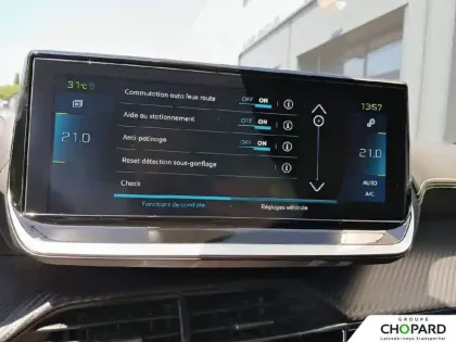 Photo 8 Peugeot 208  Electrique 50 kWh 136ch