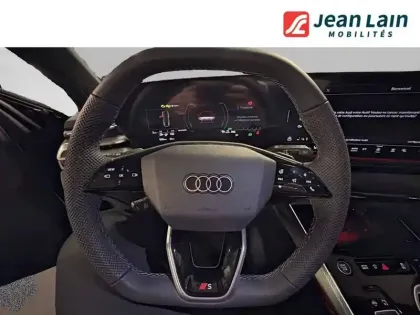 Photo 11 Audi A6  Avant e-hybrid 299 ch S tronic 7 Quattro