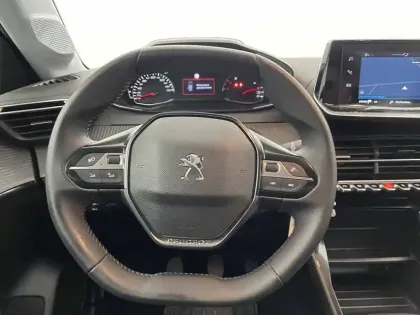 Photo 22 Peugeot 208  PureTech 75 S&S BVM5