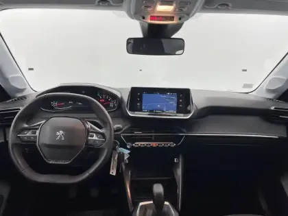 Photo 27 Peugeot 208  PureTech 75 S&S BVM5