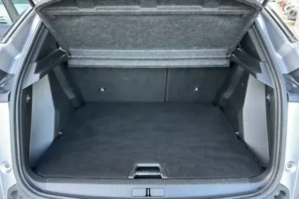 Photo 10 Peugeot 2008  PureTech 130 S&S EAT8