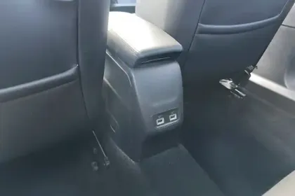 Photo 23 Peugeot 2008  PureTech 130 S&S EAT8