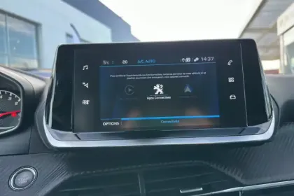 Photo 17 Peugeot 2008  PureTech 130 S&S EAT8