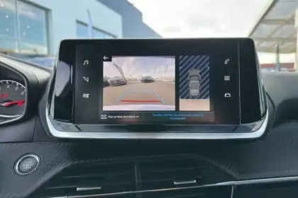 Photo 25 Peugeot 2008  PureTech 130 S&S EAT8