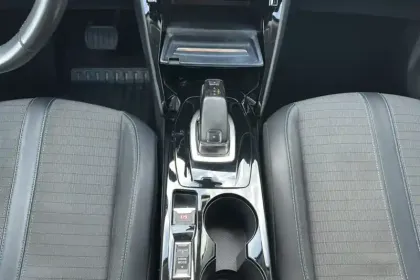 Photo 19 Peugeot 2008  PureTech 130 S&S EAT8