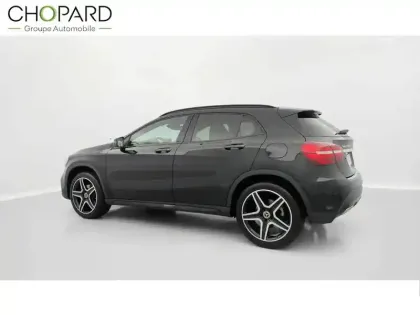 Photo 18 Mercedes GLA  180 7-G DCT