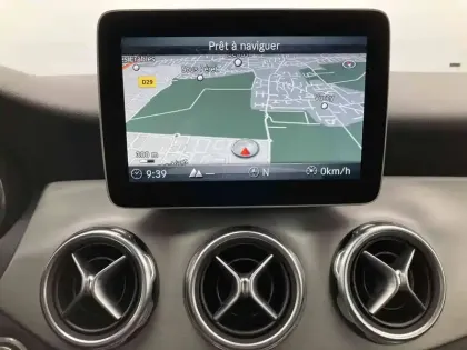 Photo 9 Mercedes GLA  180 7-G DCT