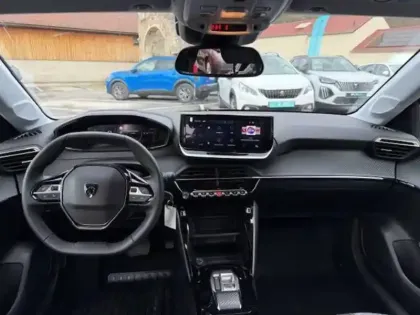 Photo 7 Peugeot 208  Hybrid 110 e-DCS6