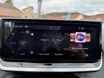 Photo 12 Peugeot 208  Hybrid 110 e-DCS6