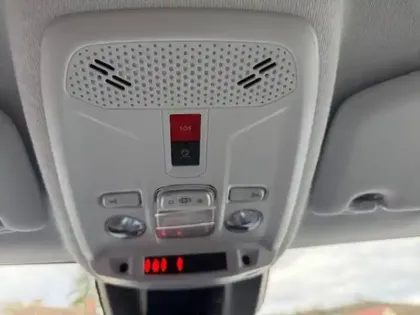 Photo 19 Peugeot 208  Hybrid 110 e-DCS6