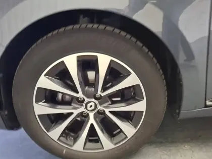 Photo 14 Renault Clio  TCe 90 - 21N