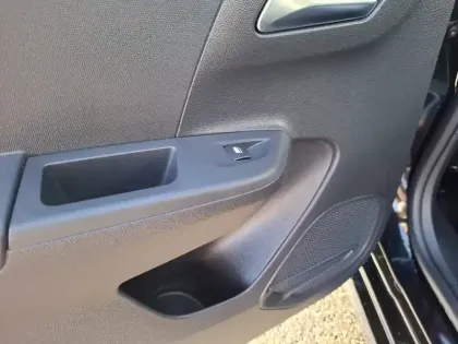 Photo 16 Opel Corsa  1.2 Turbo 100 ch BVM6