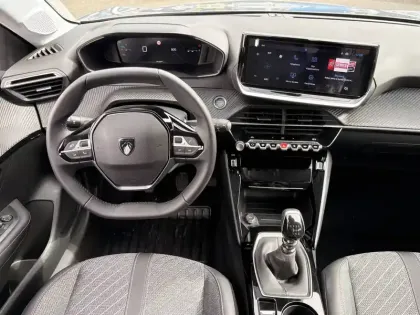 Photo 18 Peugeot 208  100 S&S BVM6