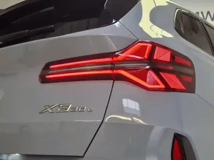 Photo 10 BMW X3  30e xDrive 299 ch BVA8