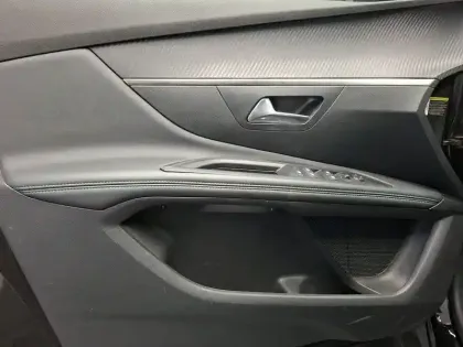 Photo 16 Peugeot 3008  BlueHDi 130ch S&S BVM6