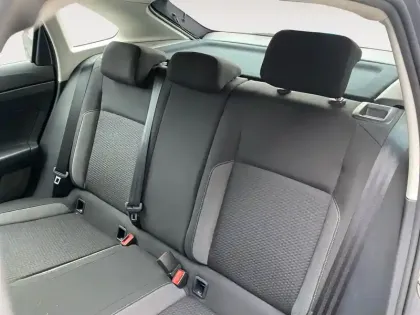 Photo 13 Volkswagen Taigo  1.0 TSI 110 DSG7