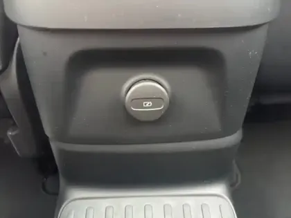 Photo 25 Volvo Xc60  T6 AWD Hybride rechargeable 253 ch+145 ch Geartronic 8