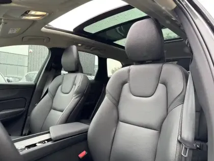 Photo 22 Volvo Xc60  T6 AWD Hybride rechargeable 253 ch+145 ch Geartronic 8