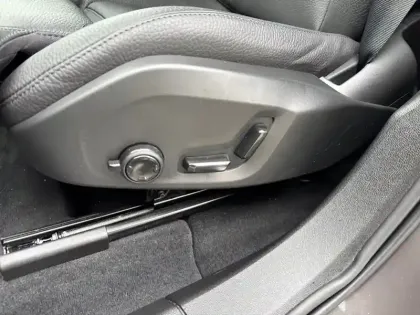 Photo 21 Volvo Xc60  T6 AWD Hybride rechargeable 253 ch+145 ch Geartronic 8