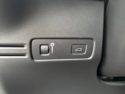 Photo 20 Volvo Xc40  D3 AdBlue 150 ch Geartronic 8