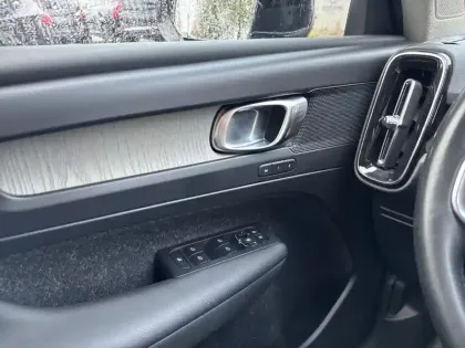 Photo 19 Volvo Xc40  D3 AdBlue 150 ch Geartronic 8