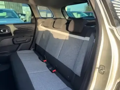 Photo 7 Citroën C3 Aircross  PureTech 110 S&S BVM6