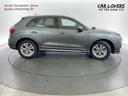 Photo 5 Audi Q3  35 TFSI 150 ch S tronic 7