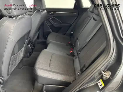 Photo 14 Audi Q3  35 TFSI 150 ch S tronic 7