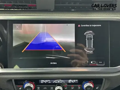 Photo 24 Audi Q3  35 TFSI 150 ch S tronic 7