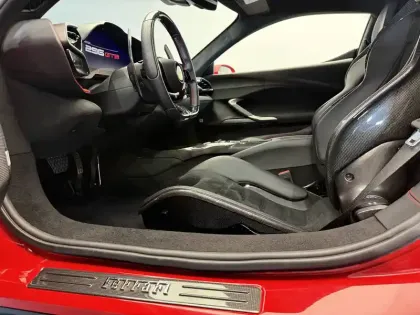 Photo 17 Ferrari 296 GTB  3.0 Turbo V6 Hybride 830 ch